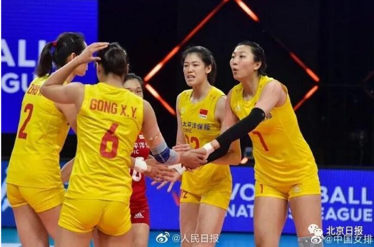 赢了！朱婷领衔六大主力回归，中国女排3:0击败荷兰队