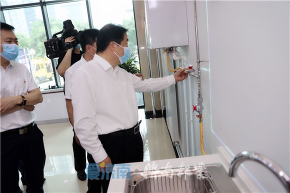 孙立成检查督导燃气安全管理工作时强调:落实落细安全举措 排查消除安全隐患 切实保障人民群众生命财产安全