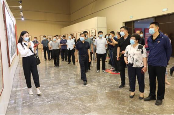 圆满落幕 !“学党史、庆华诞、强省会” 山东省直暨济南市直机关庆祝建党100周年书画摄影展一周吸引两万人参观