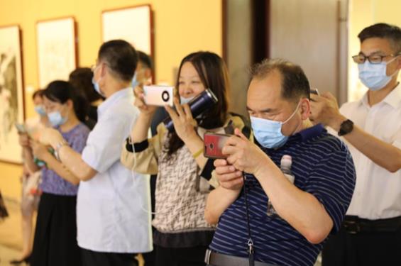 圆满落幕 !“学党史、庆华诞、强省会” 山东省直暨济南市直机关庆祝建党100周年书画摄影展一周吸引两万人参观