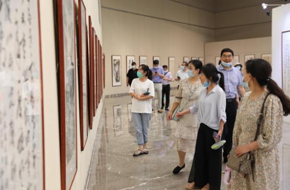 圆满落幕 !“学党史、庆华诞、强省会” 山东省直暨济南市直机关庆祝建党100周年书画摄影展一周吸引两万人参观