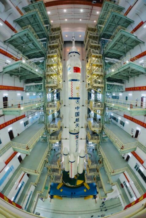 他们即将上太空啦!天上三个月将如何工作和生活?