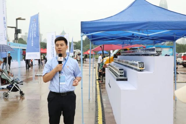 你的问题我来答！济南市举办安全生产月宣传咨询日活动