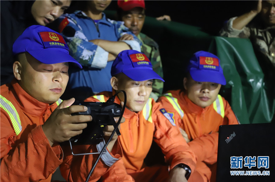 云南北移亚洲象群休息时间减少行动时间加长 迂回向南移动