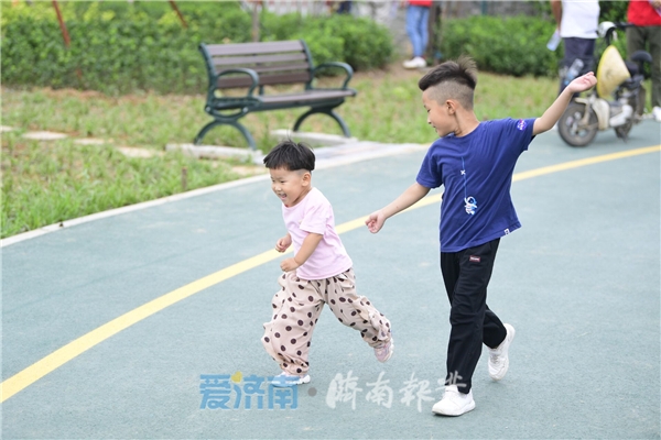 济钢中央森林公园成市民打卡“新宠”