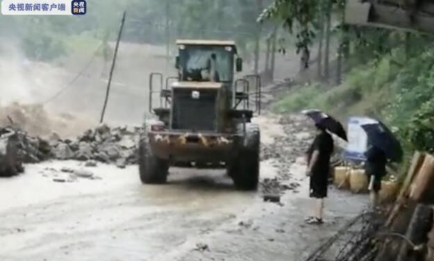 四川广元普降暴雨 东河旺苍段提前转移群众近2500人