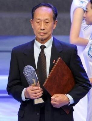 表演艺术家徐才根因车祸去世,凭《团圆》获金鸡奖最佳男配角奖