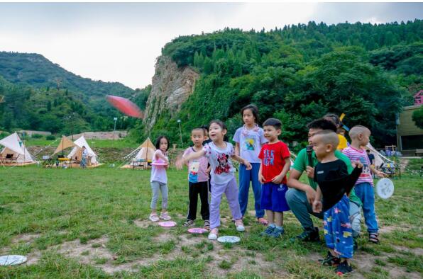 草地玩音乐，星空下露营，金象山·星野橡谷开启露营新体验！