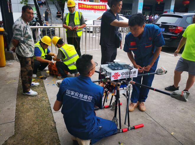 一方有难 八方支援--济南联通风雨兼程驰援郑州