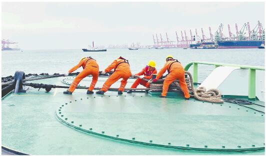 台风“烟花”来袭 山东严阵以待