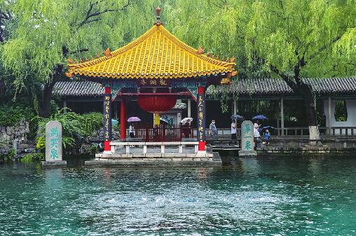 昨日趵突泉实时水位涨至28.67米 时隔两年，“趵突腾空”胜景再现