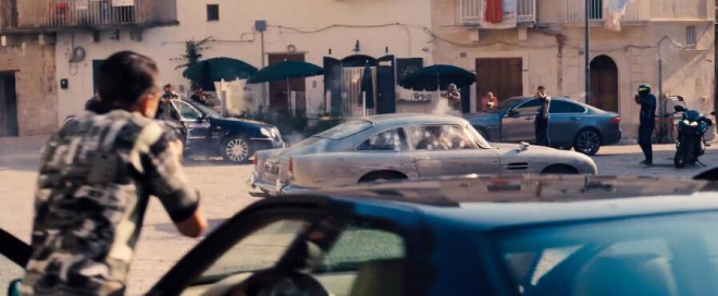 《007：无暇赴死》曝终极预告 邦德被敌人包围