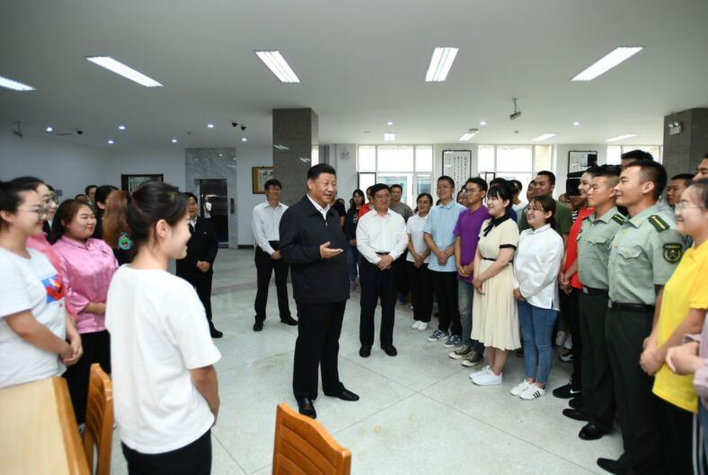 镜观·领航丨开学了，听总书记对青少年的这些寄语