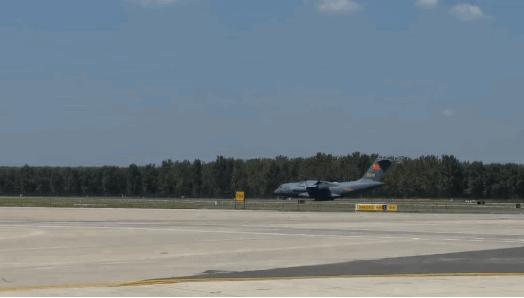 全程破防！不到2小时的航程，他们走了71年