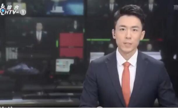 心态崩了！杭州新闻联播出现播出事故，男主播一脸无奈狂按遥控器