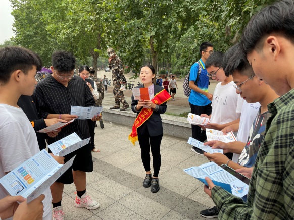 金融知识进校园，平安守护在身边——平安银行济南分行开展“金融知识普及月”活动