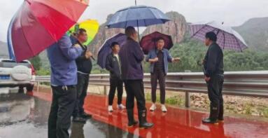 【两条鳄鱼幼崽被非法放生水库最新后续】河北被非法放生鳄鱼已死亡