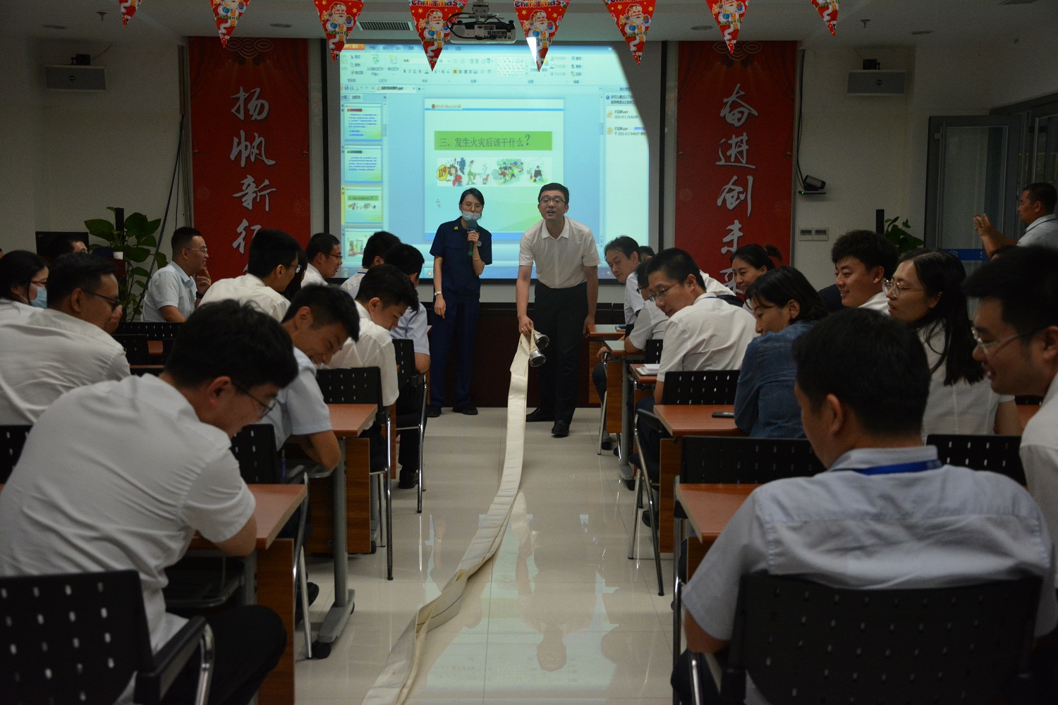 提高消防意识,筑牢安全防线 中国民生银行泰安分行开展消防安全知识培训