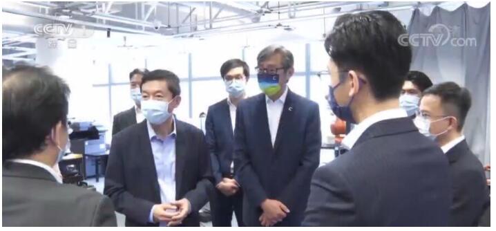 “落区聆听 同心同行”香港中联办走访各界民众