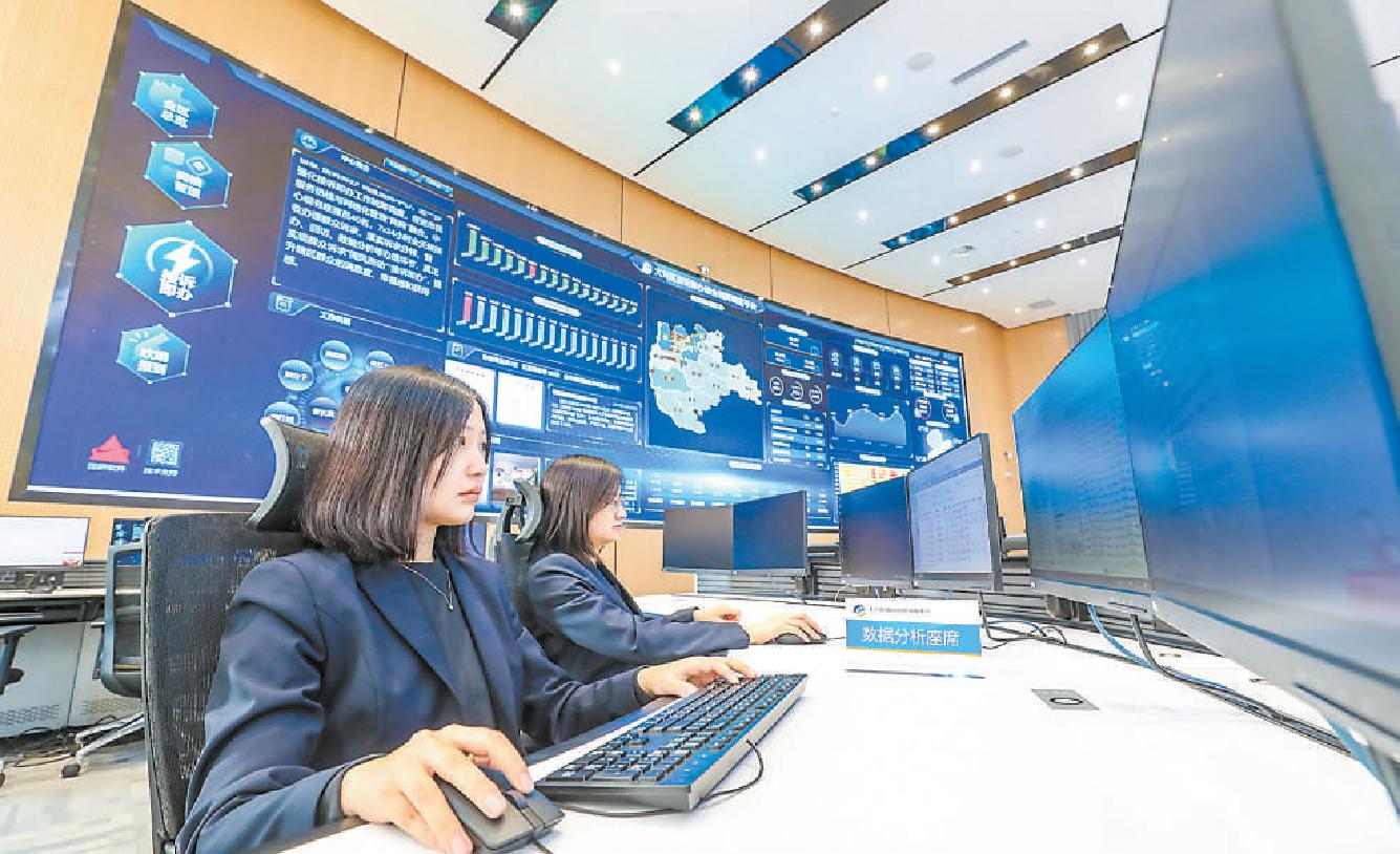 一条热线撬动了基层治理！北京这部“为民服务法”是这样诞生的