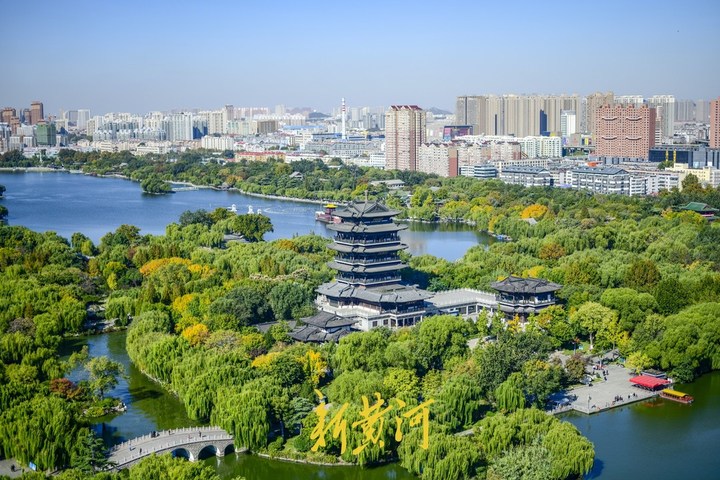 大明湖超然楼正式荣获中国历史文化名楼称号，山东已有4座“名楼”