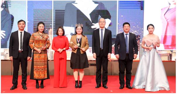 人保寿险济南中支召开第三届“ESC”嘉年华表彰大会