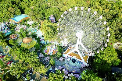 “滤镜景点”频遭吐槽 “打卡热”背后，景区如何走得更远？