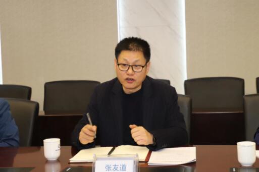 山东银保监局党委委员、二级巡视员张友道到新华保险山东分公司调研