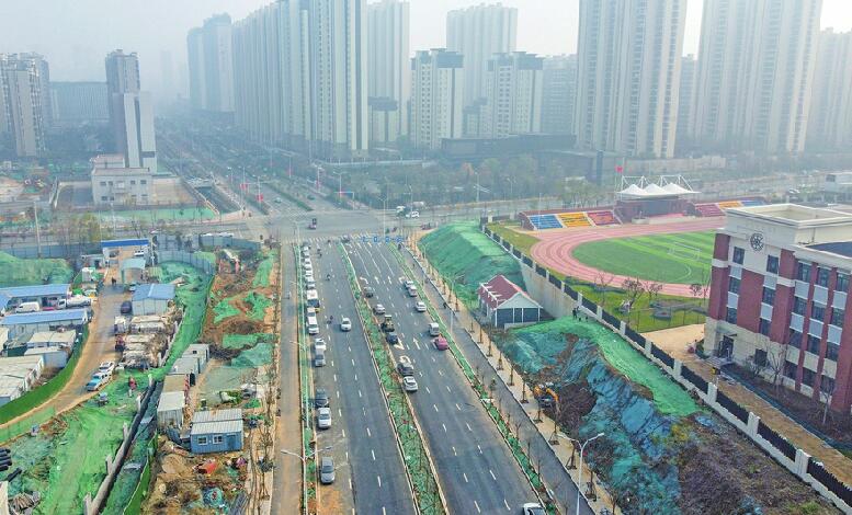 长岭山南路开通打通刘智远片区断头路