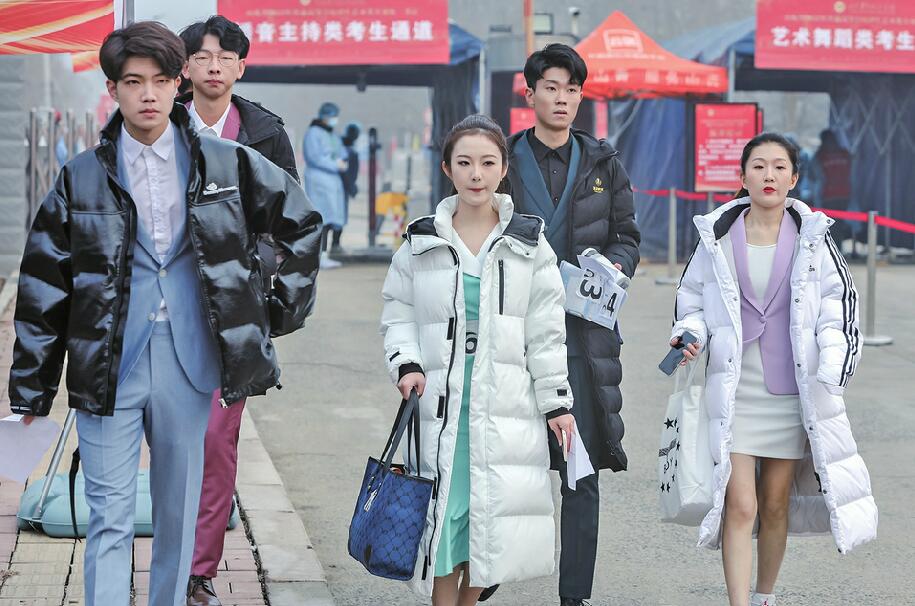 山东艺术统考面试开考 播音主持类专业上演“首秀” 成语古诗时事热点即兴评述都可能抽到