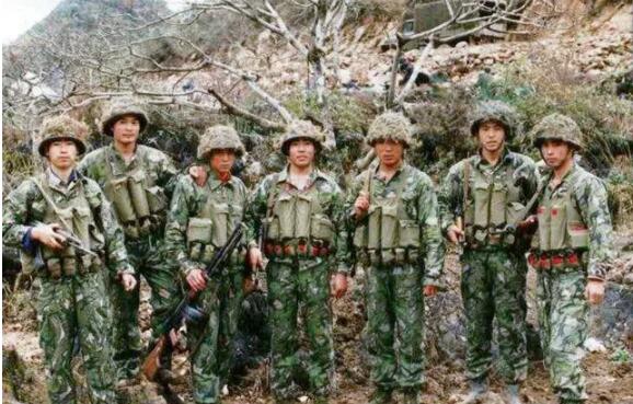 中国军人专属“潮服”上新!五分钟看懂我军作训服“进化史”