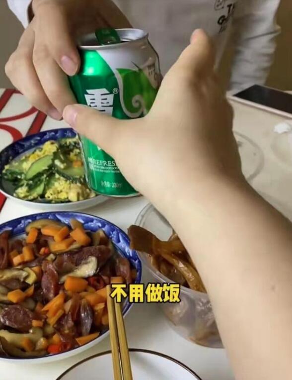 缘分来了躲也躲不掉！女孩隔离在相亲对象家啥活都不让干