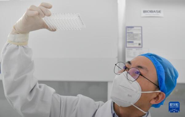 新华全媒+丨争分夺秒——气膜方舱实验室助力津城阻击奥密克戎