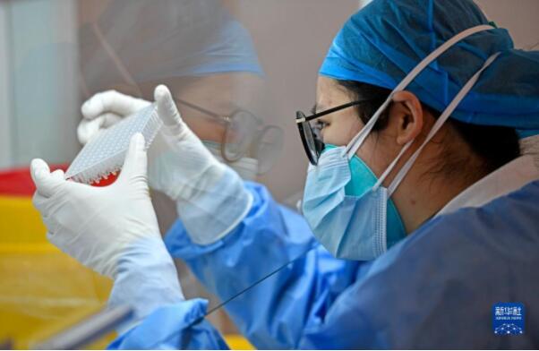 新华全媒+丨争分夺秒——气膜方舱实验室助力津城阻击奥密克戎