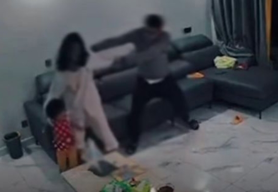 到底谁在曲解家暴案?西安家暴事件知情人:妻子也打了丈夫