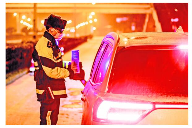 首战奥密克戎，天津靠什么