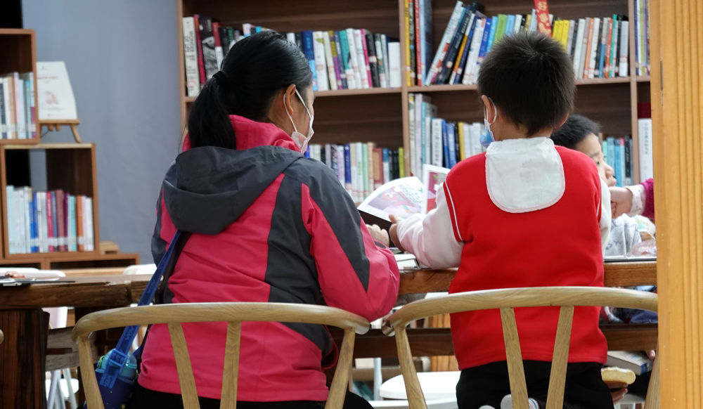 新春走基层丨城里人“下乡”学文化——深圳金龟村见闻