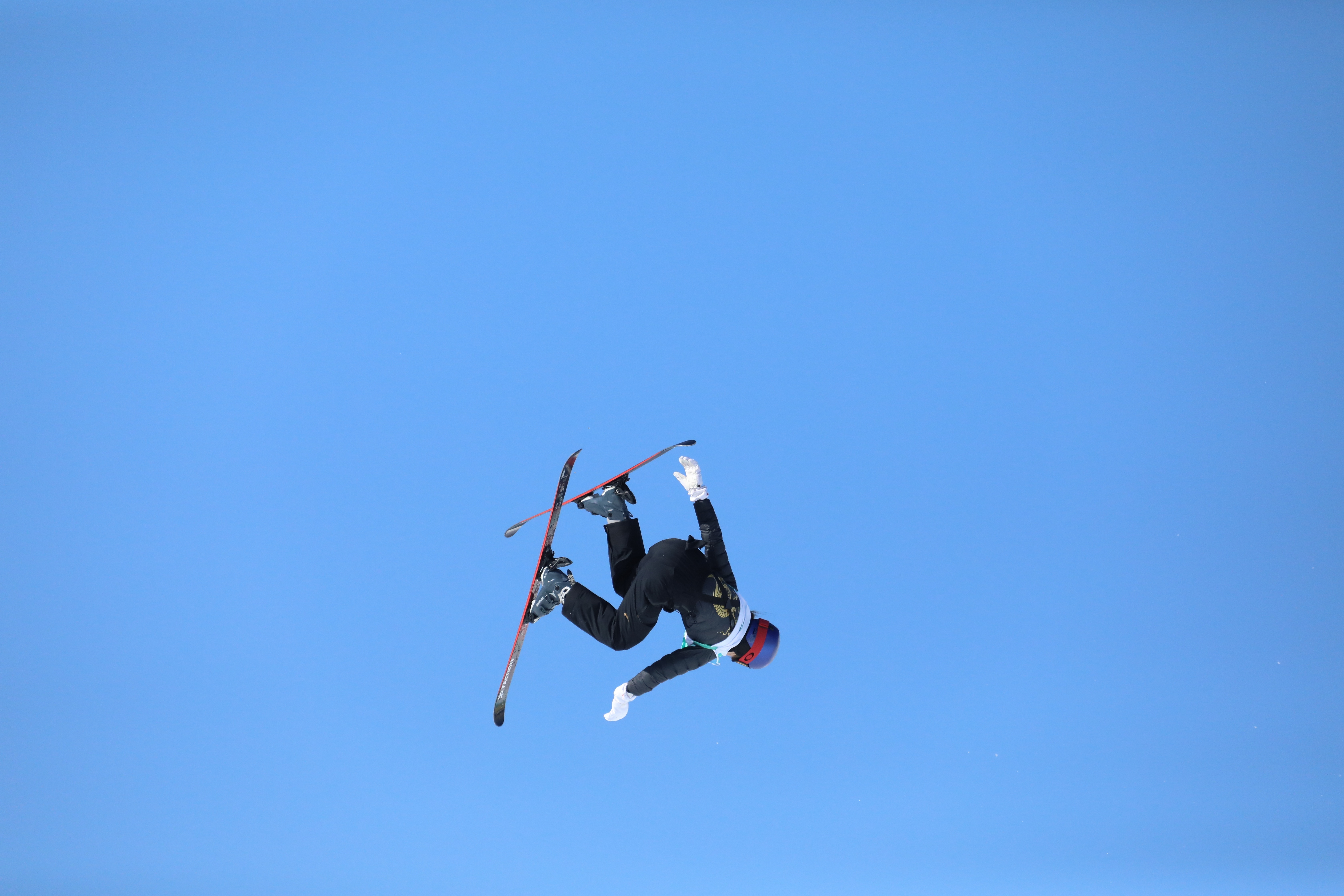 祝贺！谷爱凌夺得自由式滑雪女子大跳台金牌