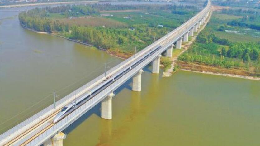 Le kilométrage des chemins de fer à grande vitesse dans la province atteint 2 319 kilomètres. Comment 