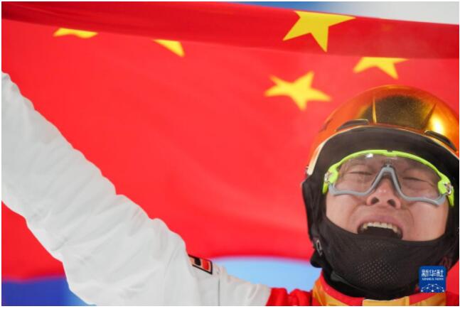 顽强勇毅 中国自由式滑雪空中技巧队终上世界之巅