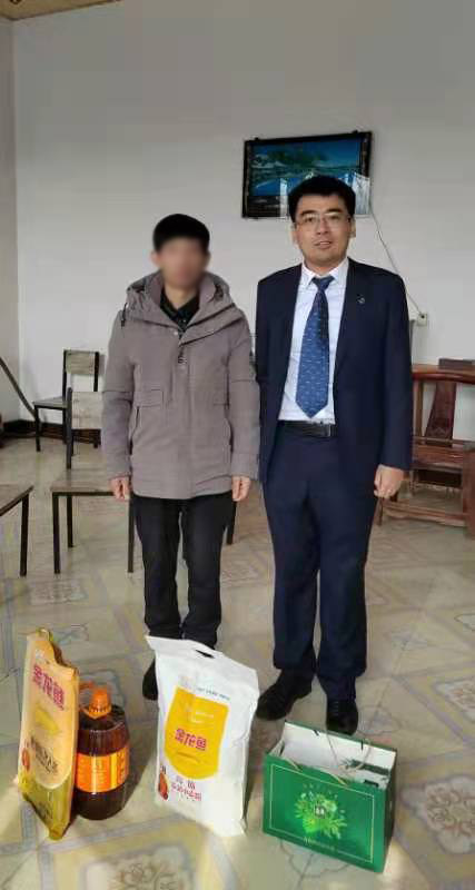 “暖冬行动，温暖人心”新华保险济南中支开展理赔公益慰问活动