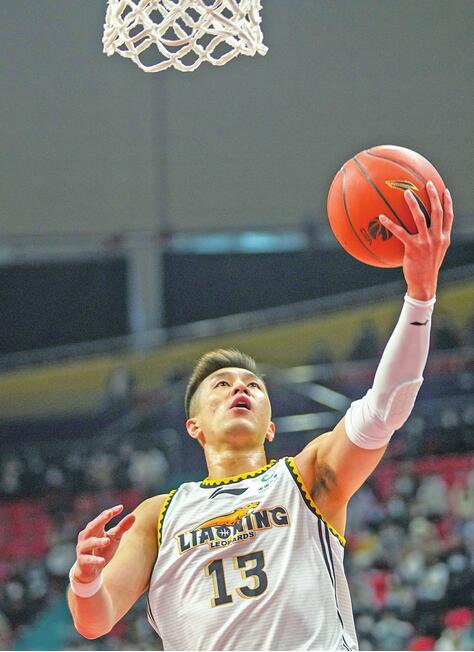 CBA第三阶段明日在沈阳和顺德开打:郭艾伦参赛有悬念季后赛门票6抢3