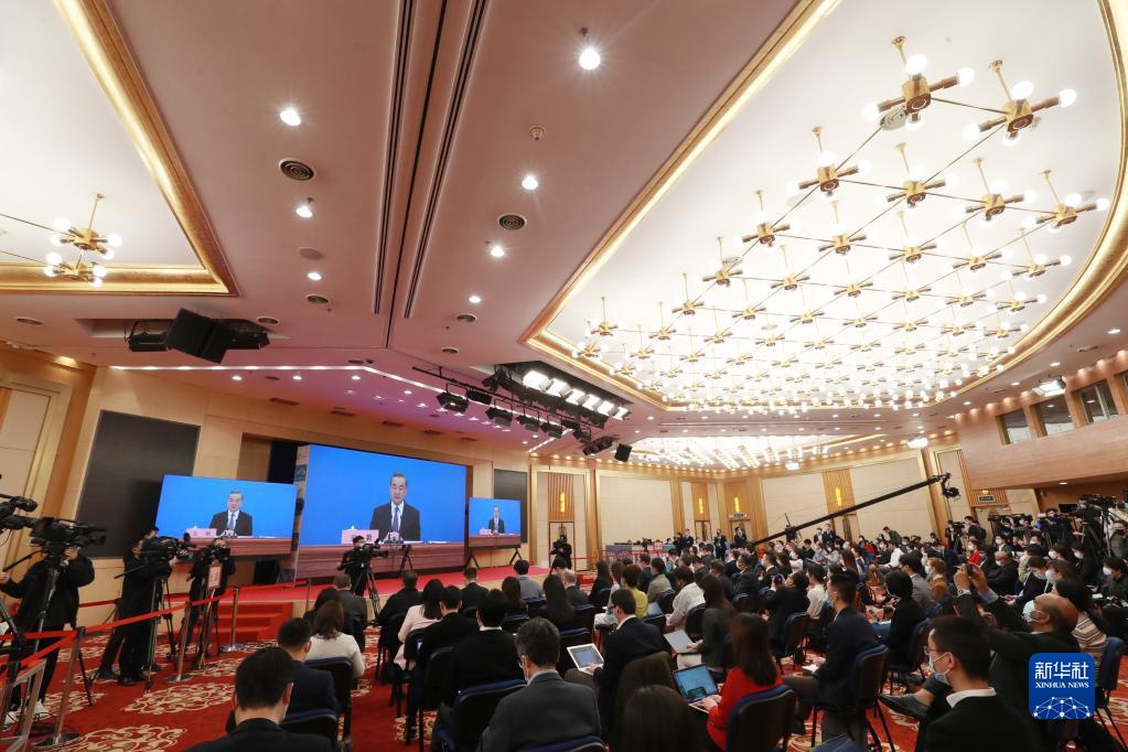 （两会受权发布）国务委员兼外交部长王毅就中国外交政策和对外关系回答中外记者提问