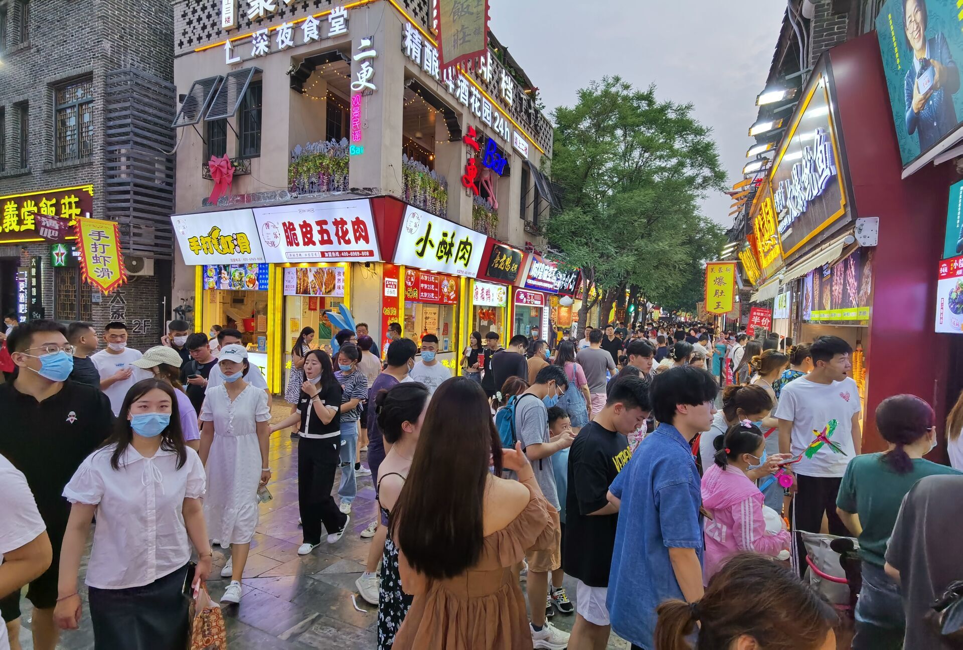 多彩活动扮靓假日文旅市场加速回暖 端午假日全市27家景区接待游客54.85万人次