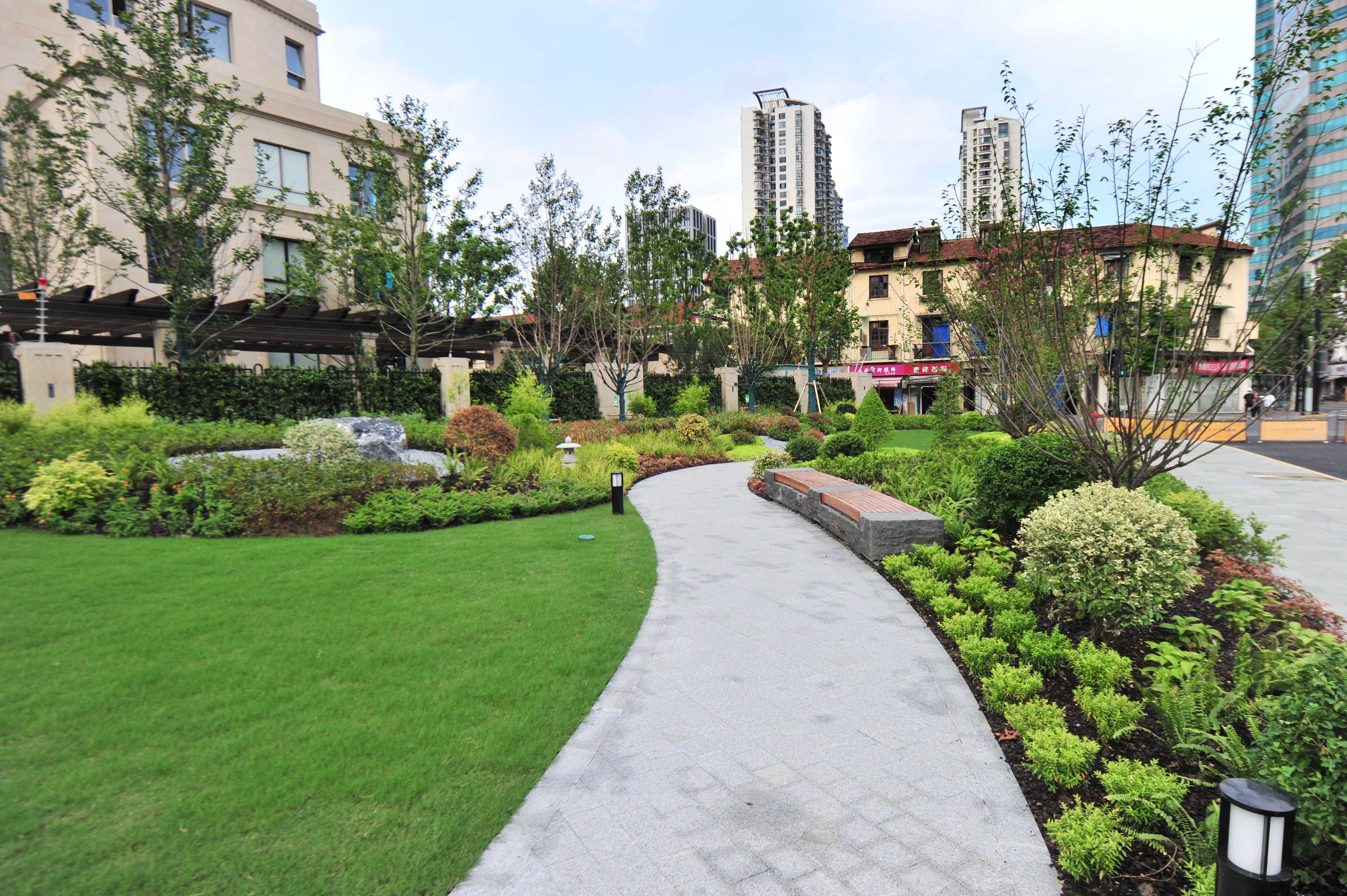 济南严禁任何单位和个人擅自占用居住区和单位附属绿地