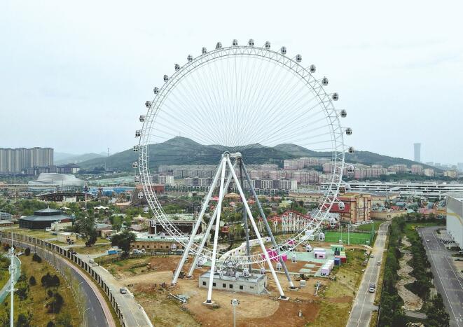 First Ferris Wheel in East Ji’nan has Been Assembled.