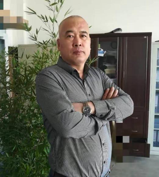 山东八旬退休教师直播物理课火了 盘点那些网红老师