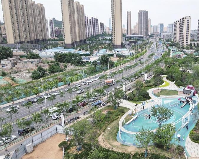 Landscape Avenue of Lawns and Flowers is New Added in East Ji’nan.