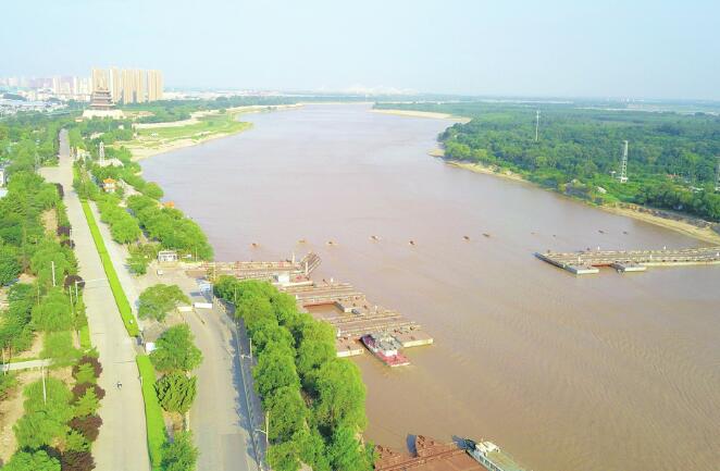 Поток воды на Желтой реке прошёл до цзинаньского участка