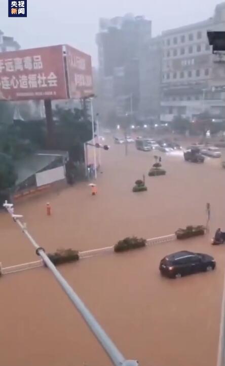 受台风“暹芭”影响 广西博白发生内涝最深超过80厘米